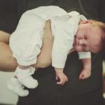Как да приспите бебето, без да е в ръце и без да го люлеете 