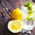 Учени: Не пийте вода с лимон