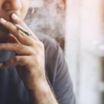 Отказването от цигарите дори в по-късна възраст забавя отслабването на паметта