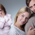 Как да подобрите отношенията със свекървата 