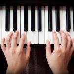 Свиренето на пиано има положително въздействие върху мозъка и подобрява настроението