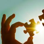 Можете ли да разрешите тази класическа математическа загадка с шапки?