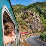 Теснолинейката Септември–Добринище: Пътешествие през времето и планините