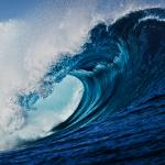 Видео: Рисунка с въглен на океанска вълна