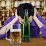Защо някои хора се зачервяват, когато пият алкохол?