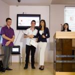 Двама ученици от 