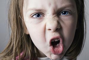 Какво да не казваме на детето, когато чуем "Мразя те"