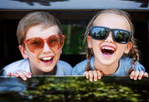 6 съвета за справяне с прилошаването на децата по време на път