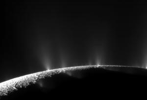 Метанът, открит в облак на Енцелад, може да е признак на живот