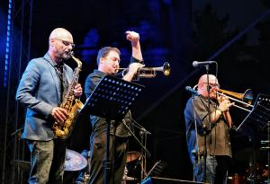 Банско джаз фестивал донесе джаз за всички и навсякъде в космополитния курортен град