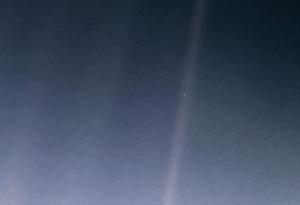 NASA пусна обновена версия на Бледа синя точица: Култовата снимка на Земята