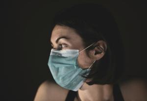 Мръсният въздух: Невидимата заплаха за репродуктивното здраве 