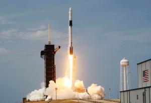 Българската следа в историческия полет на SpaceX
