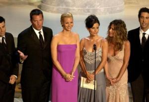 Отложиха снимките на специалния епизод на „Приятели“