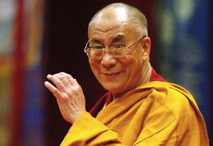 10 навика, които изпиват енергията ни и как да се откажем от тях според Далай Лама