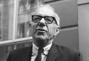 6 спорни съвета от педиатъра Бенджамин Спок