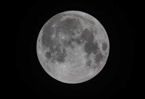 Китай стартира първа мисия до Луната от десетилетия