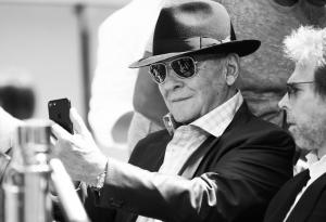 Момчето, което не можеше да реши какъв иска да стане