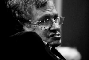 Стивън Хокинг: Тихите хора имат най-гръмки умове