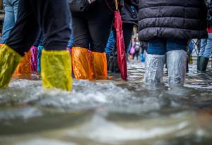 Как наводненията се превръщат в бедствия?