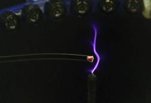 Невидимият електрически проводник или как да насочваме тока със звук