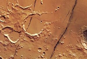 Марс е разтърсван от мистериозни трусове, които не сме засичали досега