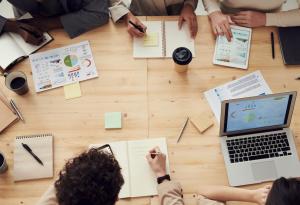 През 2024 г. България трябва да обнови плана за енергетика и климат, но обсъждането все още не е започнало