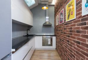 Абсорбатор с въздуховод или с филтър – плюсове и минуси