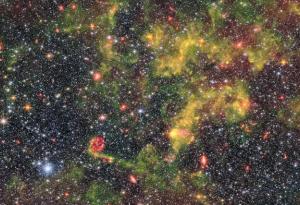 Това невероятно изображение разкрива ефирната красота на космическия прах