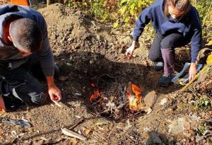 Как да си направим биовъглен сами в градината?