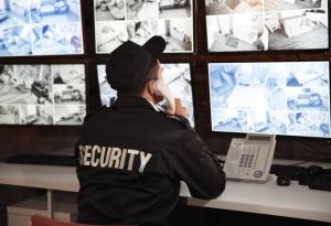 Виц: Пазачът