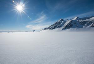 Нов температурен рекорд на Антарктида