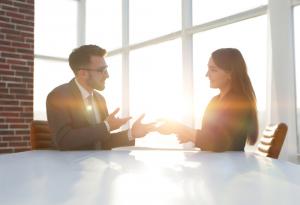 7 прости фрази, които карат хората да ви имат доверие