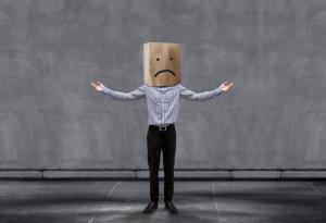 Защо на някои хора им е толкова трудно да бъдат щастливи?