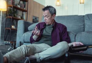 Виц: Жена, сипи една ракия!