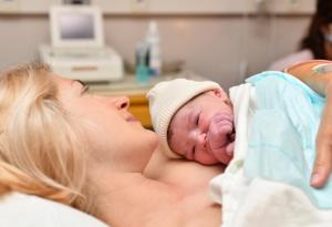 Нормално раждане и секцио – ето какви са разликите