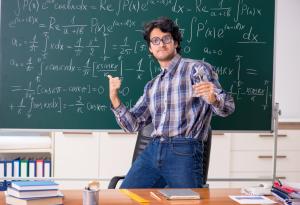 Изплюй дъвката в кошчето, да не я изплюя аз: 50+ учителски бисера