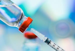 Страничните ефекти от ваксините: Колко е голям рискът?