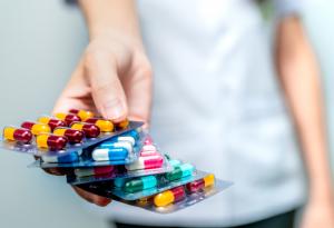 СЗО: При 70% от заболелите от COVID-19 в България ненужно е изписван антибиотик
