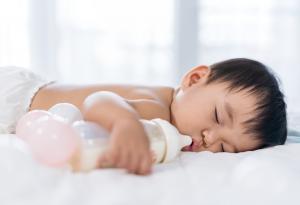 8 напитки, с които ще подобрим съня си