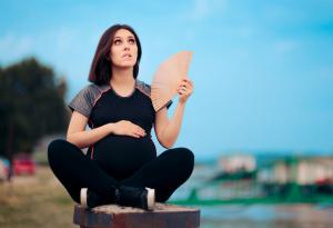 Затоплящият се свят влияе отрицателно на бременността