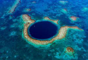 Великата синя бездна