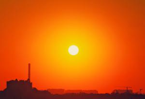 Какво е гореща вълна и как да се предпазим от това смъртоносно явление (подкаст)