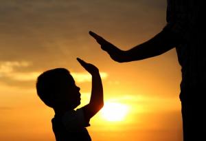 3 урока, които ще ви помогнат да отгледате силно дете