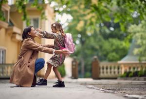 Въпросите, които трябва да зададем на децата, когато ги вземем от училище