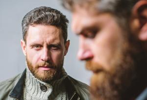 7 ситуации, в които всеки сваля маските си и можете да го опознаете