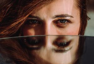 3 хитрости за общуване с подли и коварни личности