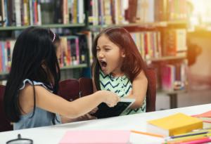 Детето налита на бой: Какво да правим?