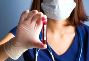 Британски учени започнаха тестове на ваксина срещу коронавируса върху животни