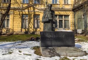 Есента баща ми умря и тогава аз продължих да сея лъвове в нивата 